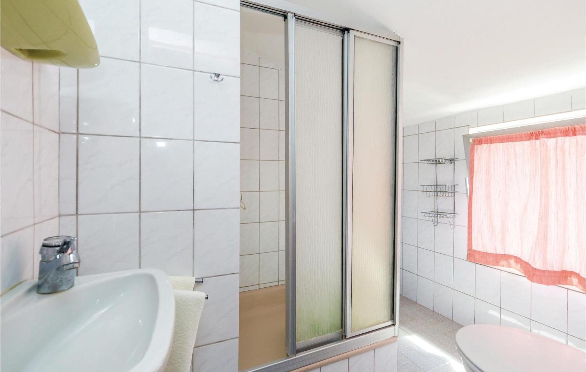 Lovely Apartment In Kampor With Kitchen Exterior photo